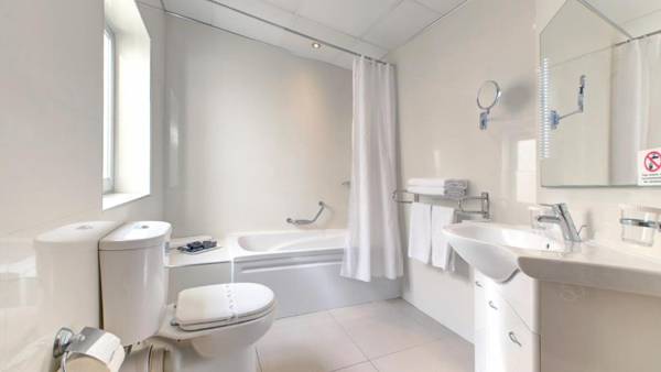 AX Sunny Coast Resort & Spa