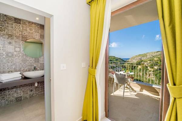 Viewpoint Boutique Living