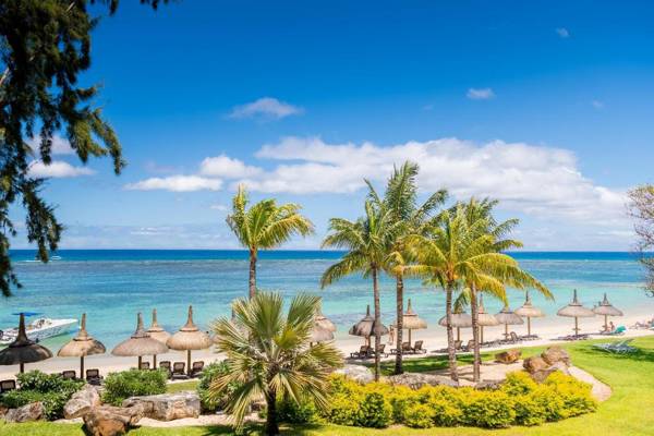 Victoria Beachcomber Resort & Spa – Victoria for 2 – Adults Only