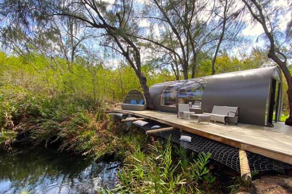 Bubble Lodge Ile aux Cerfs Island