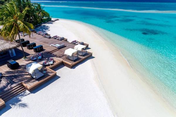 Sheraton Maldives Full Moon Resort & Spa with Free Transfers