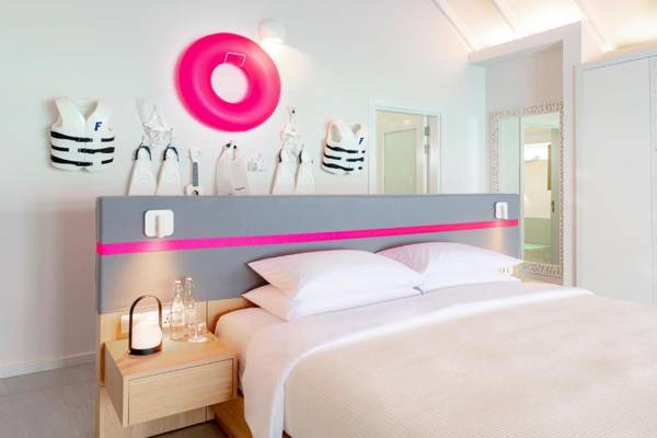 The Standard Huruvalhi Maldives