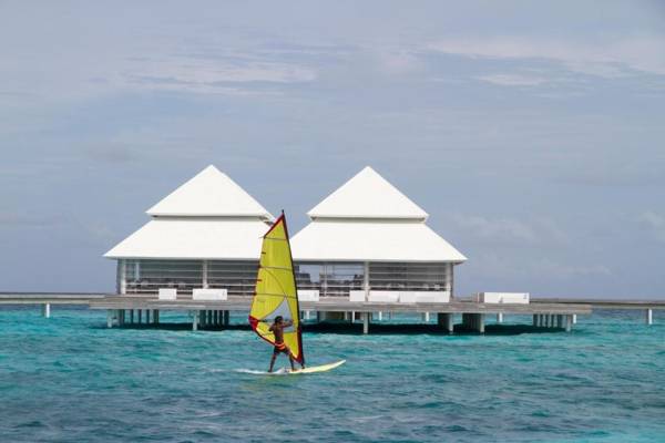 Diamonds Thudufushi Maldives Resort & Spa