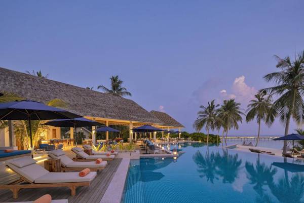 Emerald Faarufushi Resort & Spa – Deluxe All Inclusive