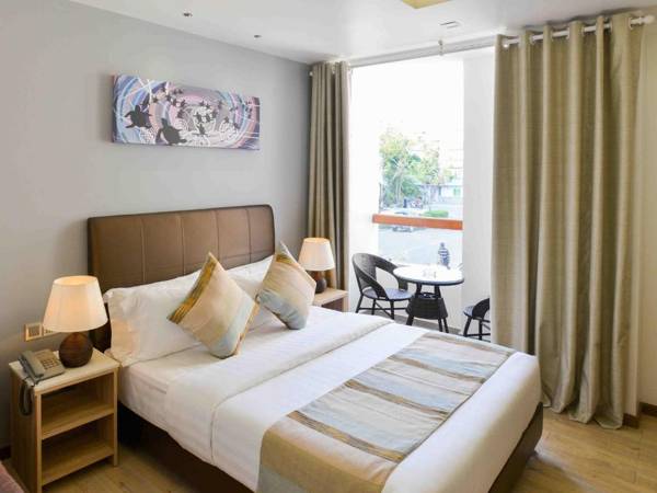 Coconut Tree Hulhuvilla Beach