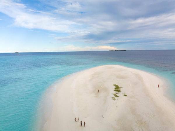 Blue World Dharavandhoo