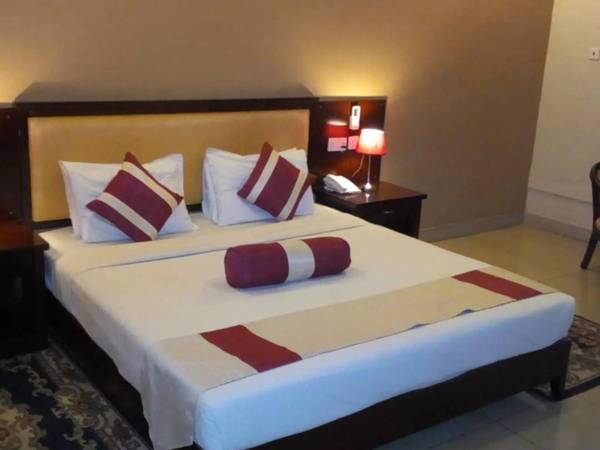 Bridgeview Hotel and Conference Centre