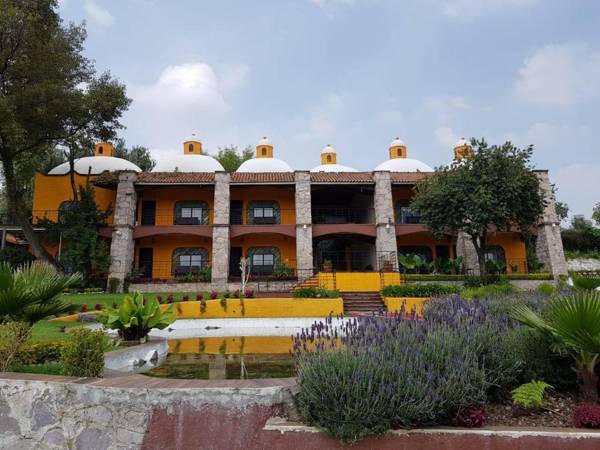HOTEL LA ESCONDIDA