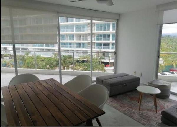 Aria Ocean 255 Flamingos