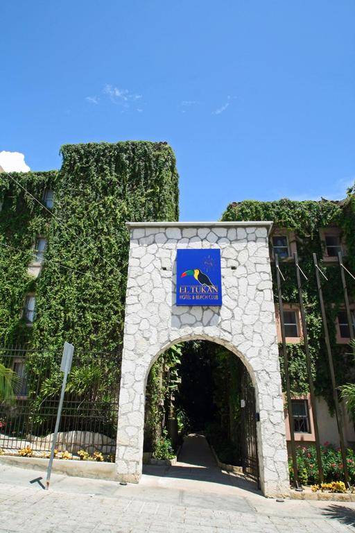 Tukan Hotel Playa del Carmen