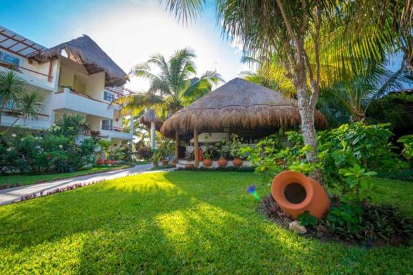 Petit Lafitte Beach Front Hotel & Bungalows