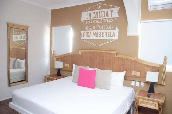 Mala Vecindad Playa Hotel