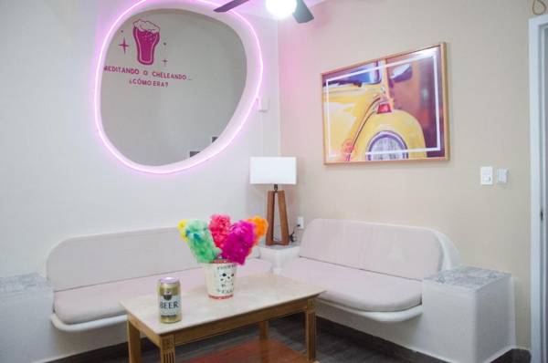 Mala Vecindad Playa Hotel