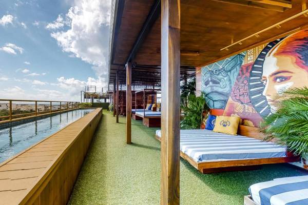 Valero at La Residencia II