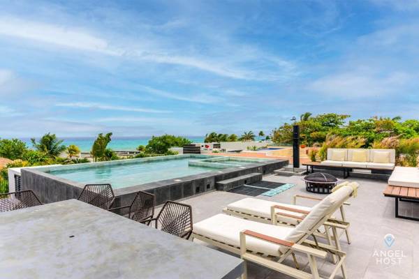 Villa with Private Oceanview Roof Pool Steps to Beach