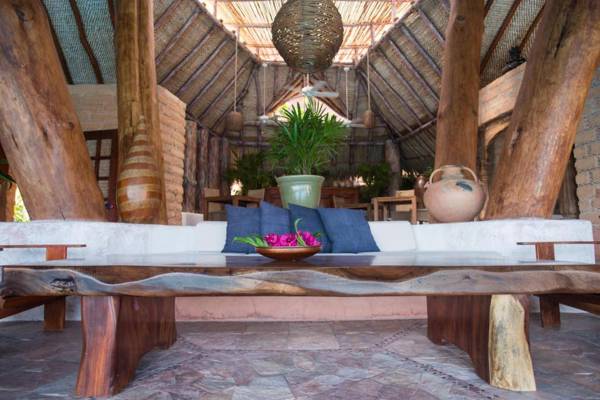 Villa El Ensueño by La Casa Que Canta