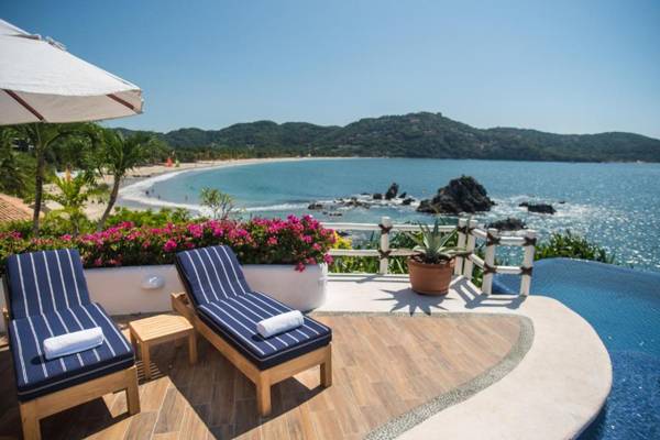 Villa El Murmullo by La Casa Que Canta