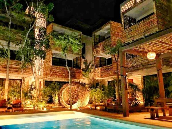 Eco-sustainable Luxury Between Beach Hotspots & Tulum Town by Moskito