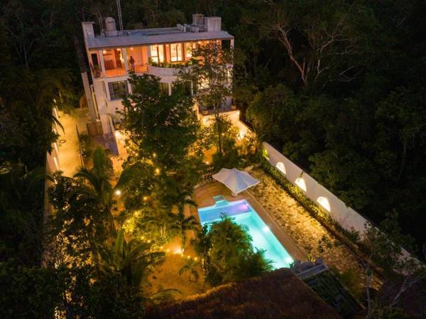 Jungle Mansion & Cuisine TULUM