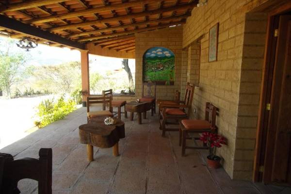 Hotel Campestre Los Adobes
