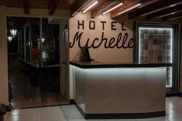 Hotel Michelle