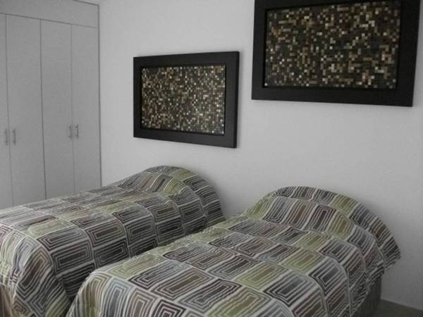 Hermosa Suite Alberca Áreas Verdes Blvd Bernardo Quintana 17D