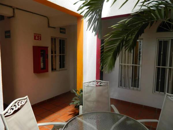 La Iguana Vallarta LGBT Experience - Romantic Zone