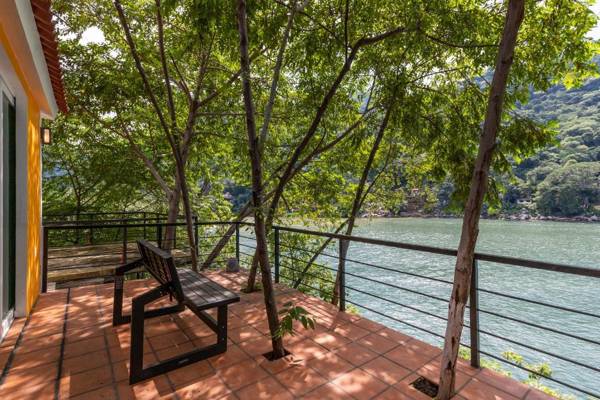 South Shore Villa Armonia Luxury Boutique