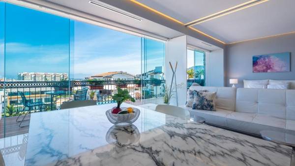 Pier 603 Ocean Views Chic Romantic Zone