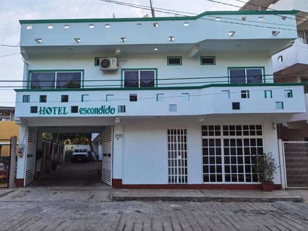 HOTEL ESCONDIDO