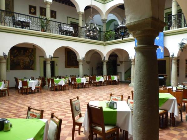 Hotel Monte Alban - Solo Adultos