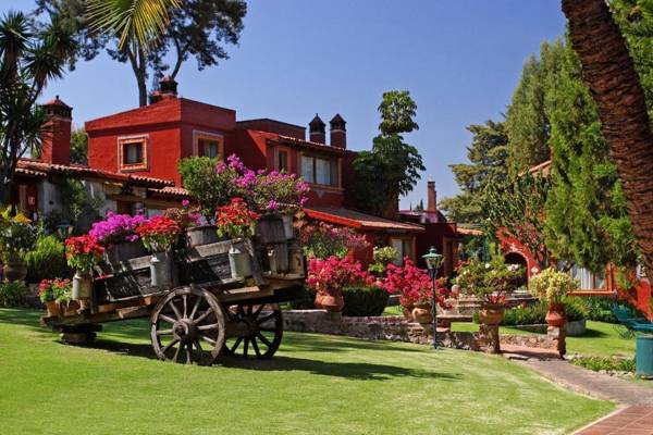 Villa San Jose Hotel & Suites
