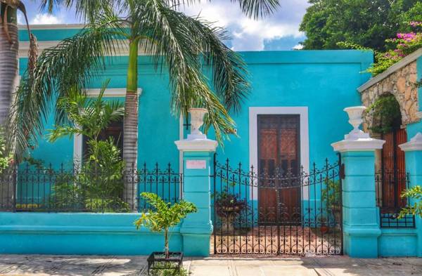 Casa Dos Lirios (A Boutique Bed and Breakfast)
