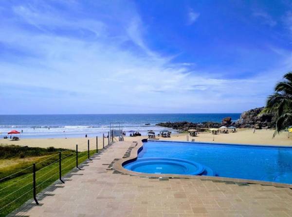 Brujas Tower Beach Resort