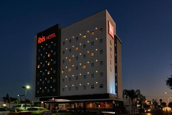 Ibis Los Mochis