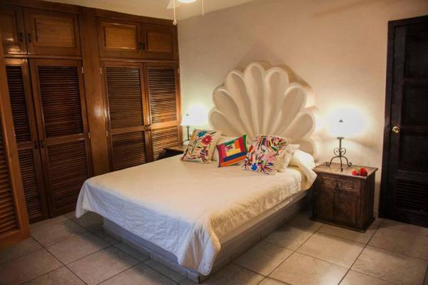 Hotel & Suites El Moro