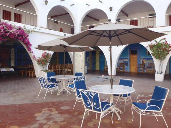 Hotel Hacienda Bugambilias