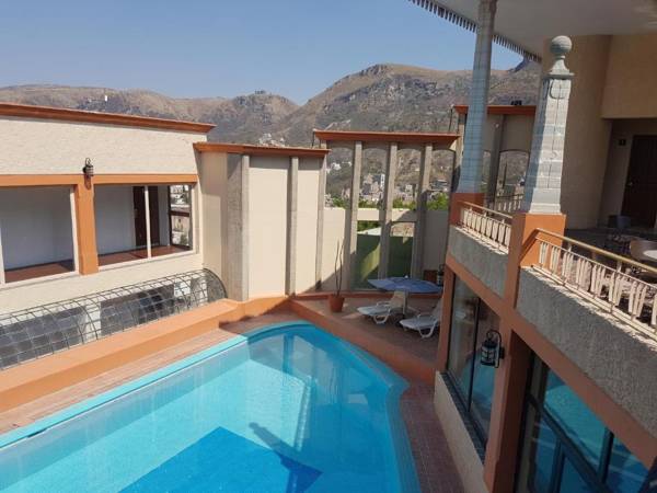 Hotel Paseo de la Presa