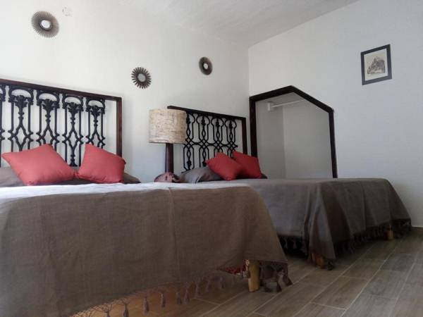 Santa Posada Suites by Lunian