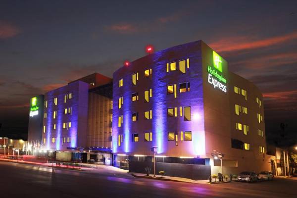 Holiday Inn Express Mexico Aeropuerto an IHG Hotel