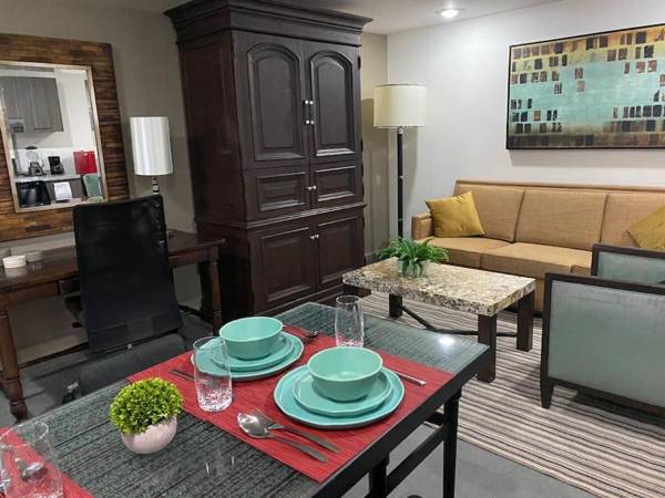 GRAN UBICACIÓN en la zona de SANTA FE KING BED