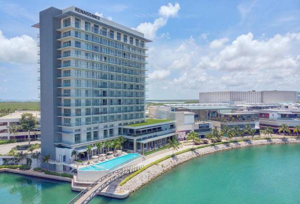 Renaissance Cancun Resort & Marina