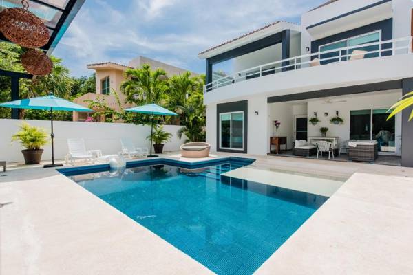 LUXURY POOL & BEACH HOUSE AT THE MAYAN RIVIERA