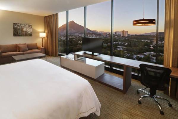 Workspace - Holiday Inn Express & Suites Monterrey Valle an IHG Hotel