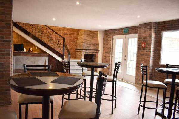 HOTEL 9 MANANTIALES EXPRESS