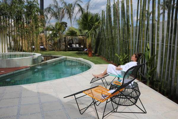 Casa Flores Hotel & Spa