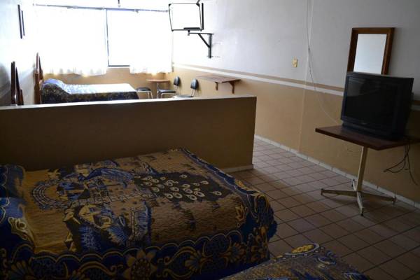 Hotel Plaza Romo