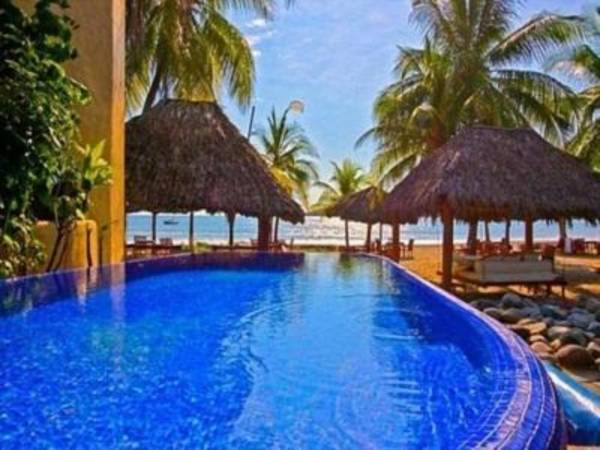 Thompson Zihuatanejo