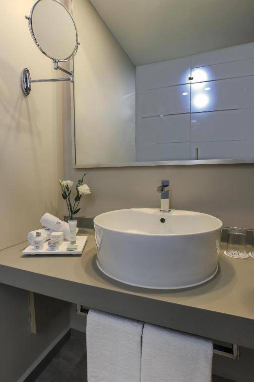 NH Mexico City Valle Dorado