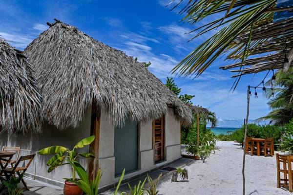 Casa Mate BeachFront Cabañas El Cuyo